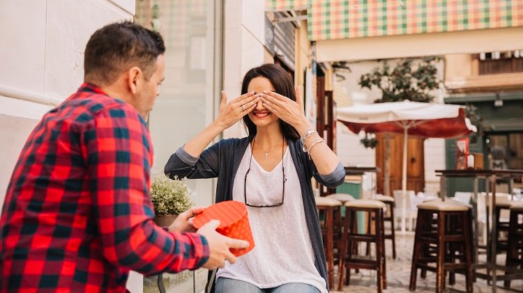 Why is herpes dating the talk of the town?